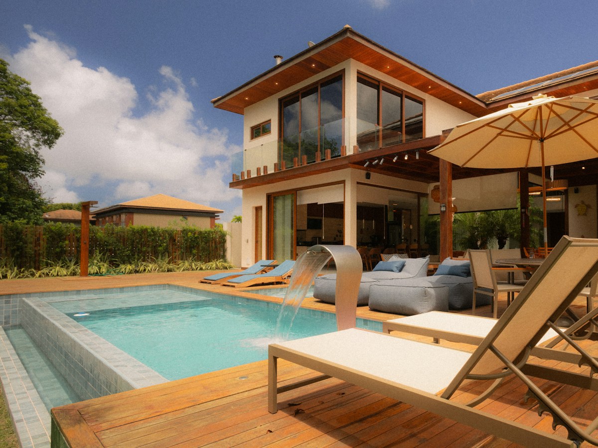Private Residences — Property & Residence